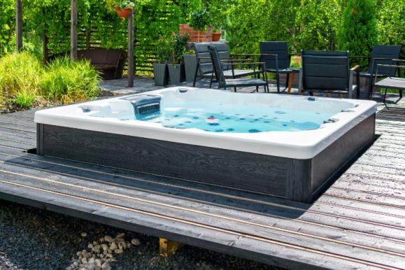 pose de spa sur terrasse